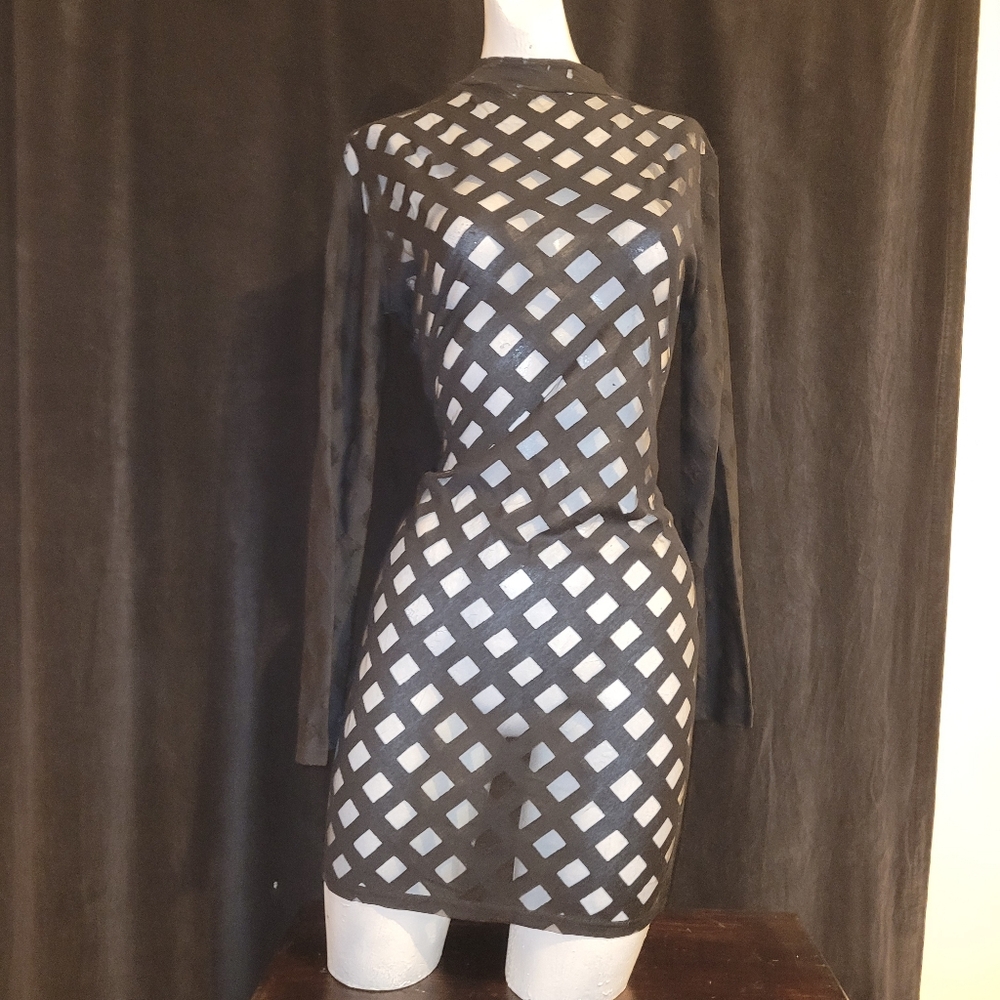 SEE THROUGH DRESS SQUARES